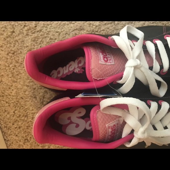 Black and Pink Adidas Shoes - Picture 5 of 5